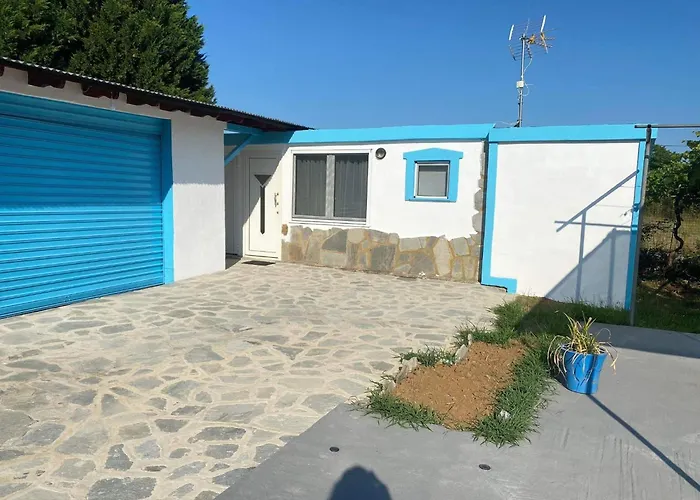 Studios Tasos Bi